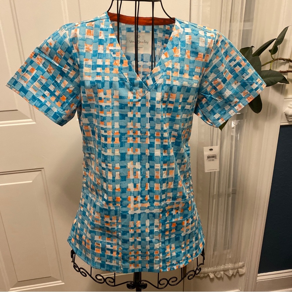 New Vera Bradley Extra Small XS Women Scrub Top V neck printed V6107 Extra Small